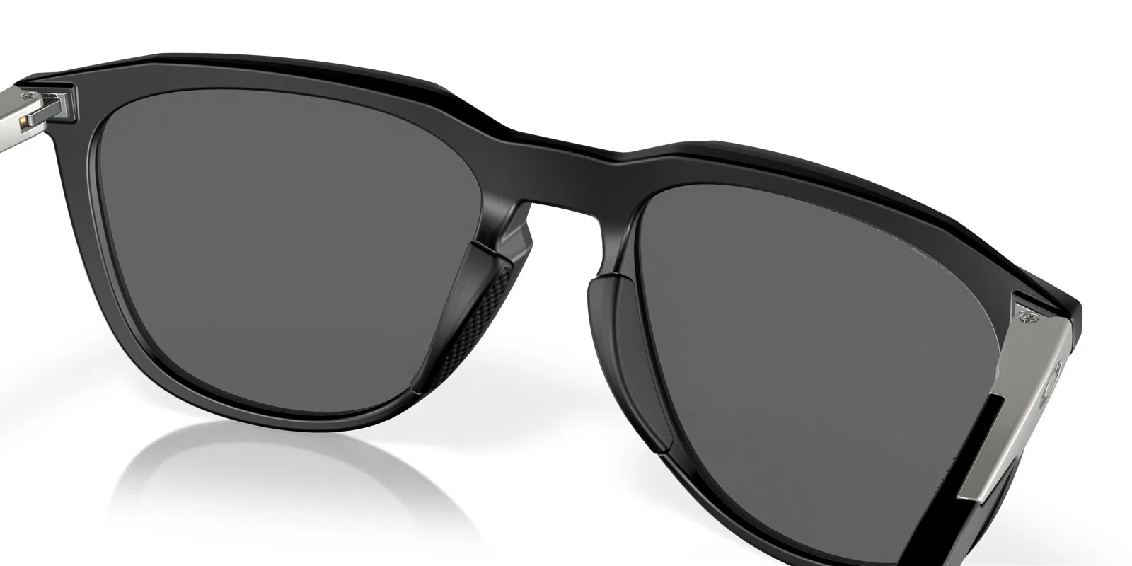 Oakley Thurso 9286 Sunglasses - view 16